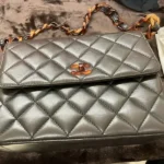 シャネル　マトラッセ　チェーンショルダー